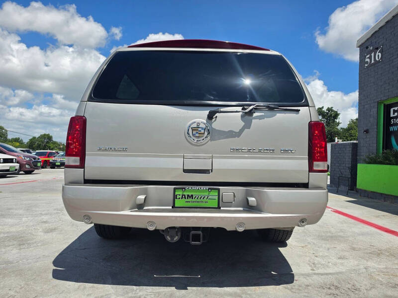 2004 Cadillac Escalade ESV