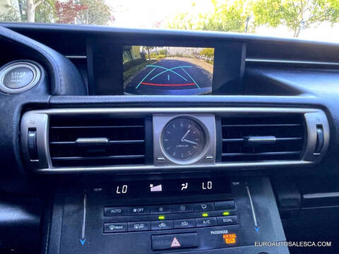 2015 Lexus IS 250 Crafted Line