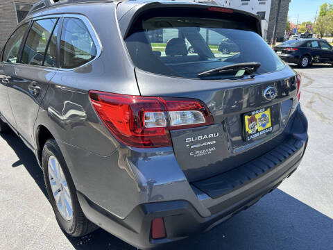 2019 Subaru Outback 2.5i