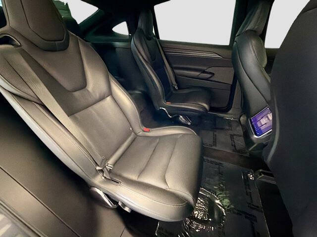 2023 Tesla Model X Plaid