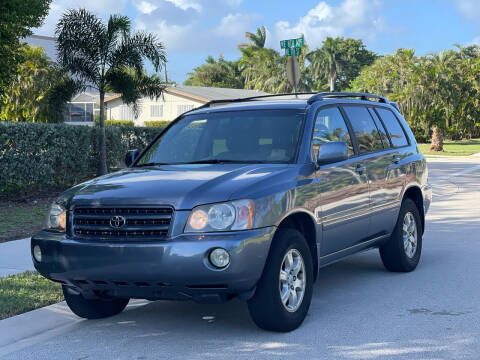 2003 Toyota Highlander for sale at L G AUTO SALES in Boynton Beach FL