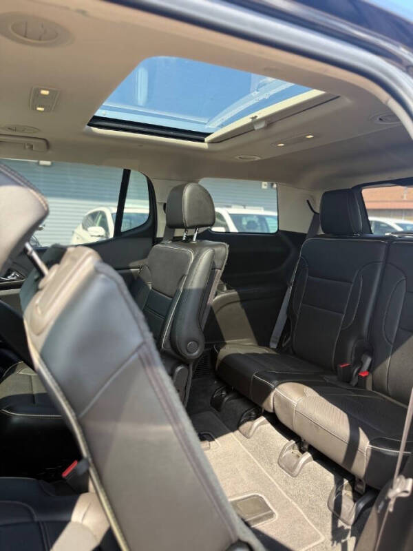 2020 GMC Acadia Denali