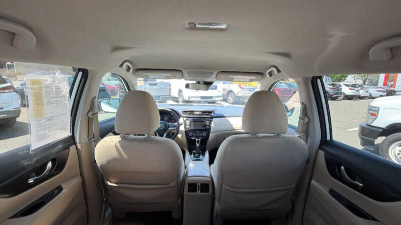 2019 Nissan Rogue SV