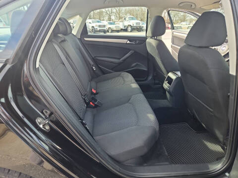 2012 Volkswagen Passat S PZEV