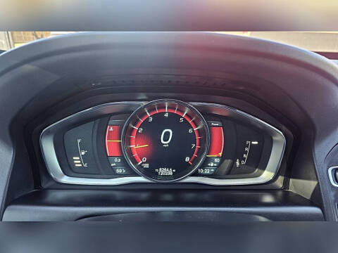 2015 Volvo XC60 T5 Drive-E Platinum