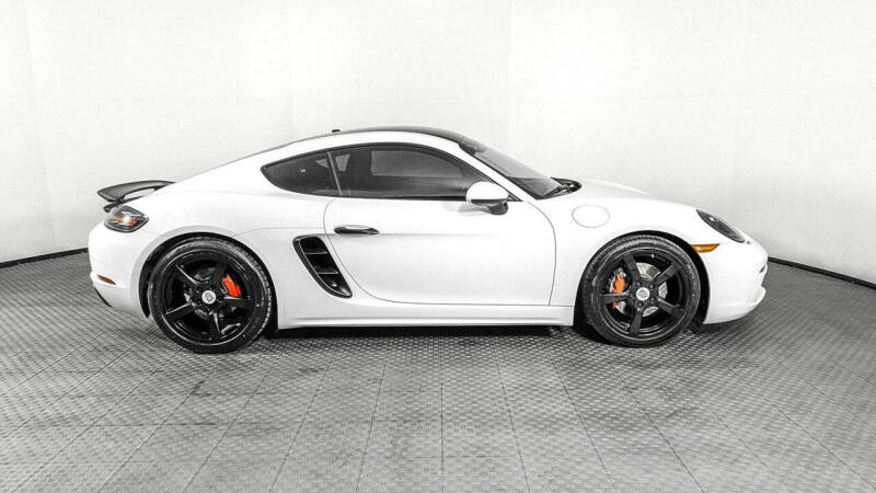 2018 Porsche 718 Cayman