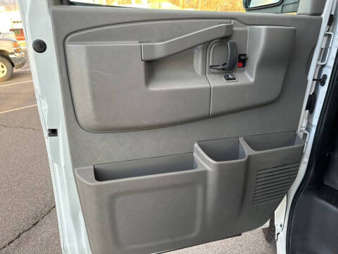 2020 GMC Savana 3500