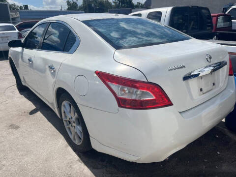 2010 Nissan Maxima