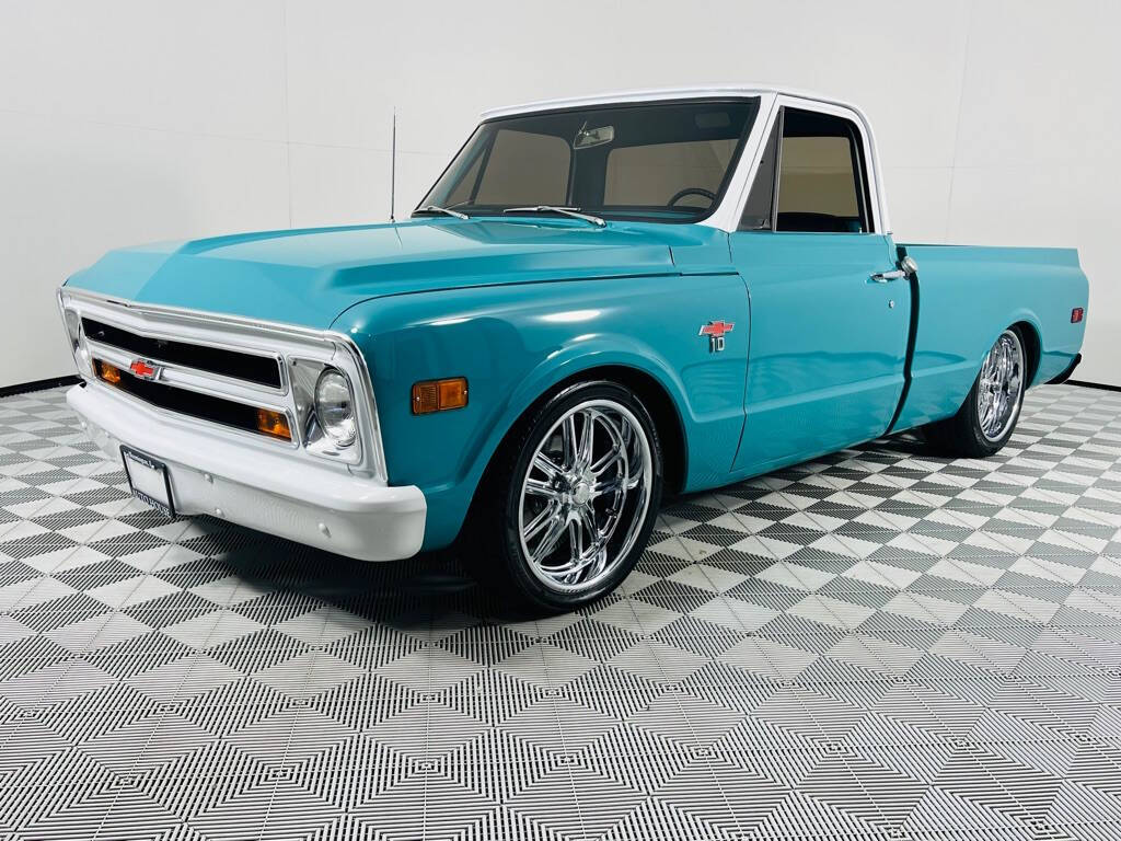1971 Chevrolet C10's photo