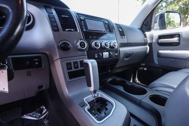 2015 Toyota Sequoia Limited