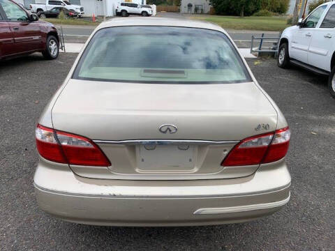 2001 Infiniti I30