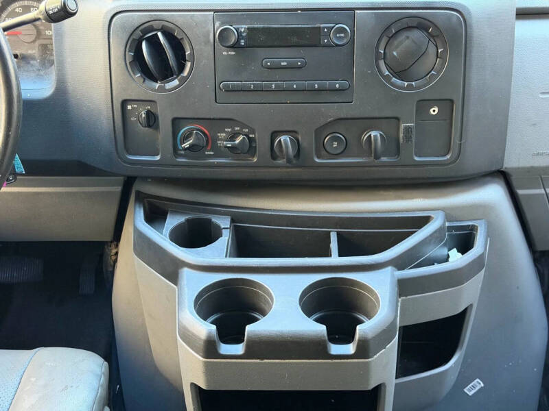 2013 Ford E-Series E-150