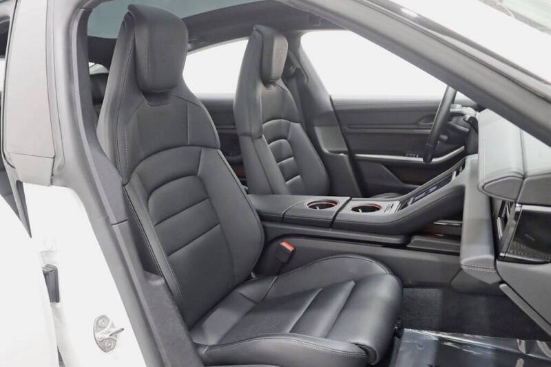 2024 Porsche Taycan 4S