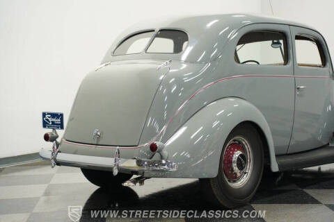 1937 Ford Tudor