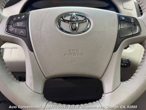 2013 Toyota Sienna XLE 8-Passenger