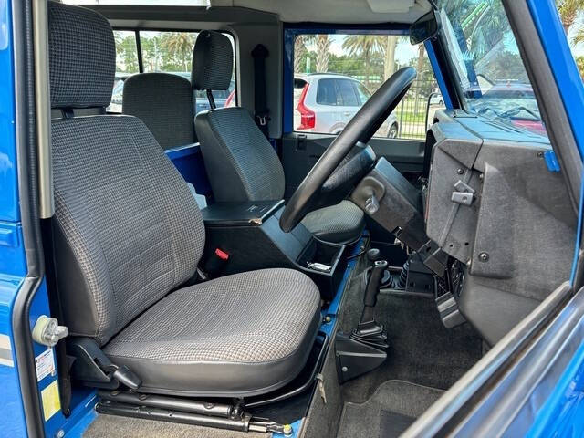 1996 Land Rover Defender 22