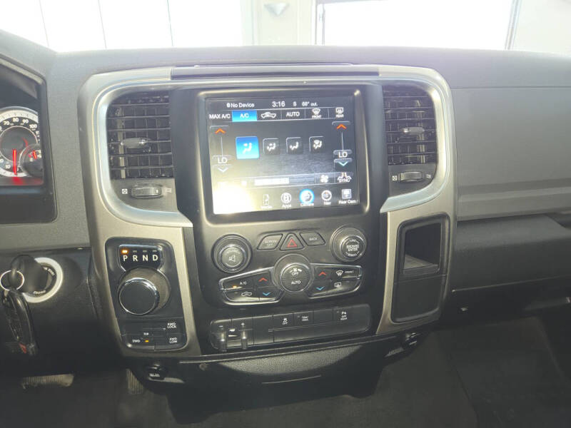 2017 RAM 1500 Lone Star Silver