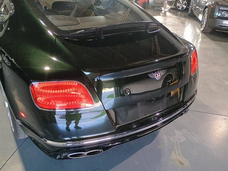 2017 Bentley Continental 23