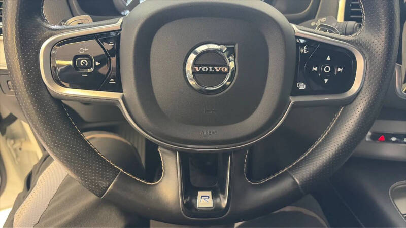 2017 Volvo XC90 T8 eAWD R-Design