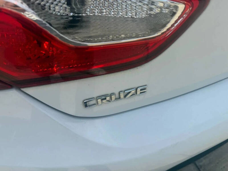 2017 Chevrolet Cruze LT Auto