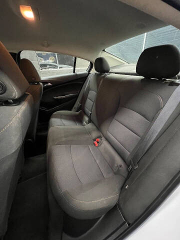 2018 Chevrolet Cruze LS Auto