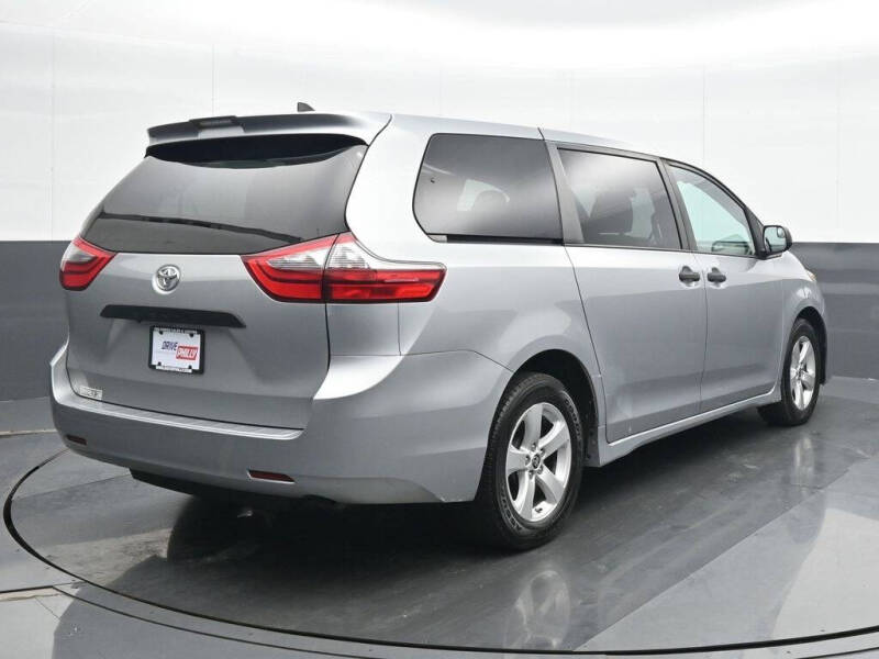 2020 Toyota Sienna L 7-Passenger