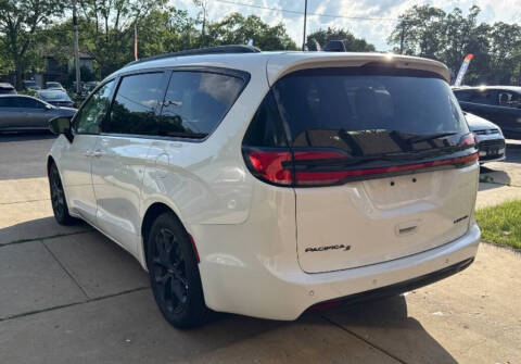 2025 Chrysler Pacifica Limited