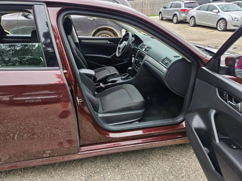 2013 Volkswagen Passat S PZEV