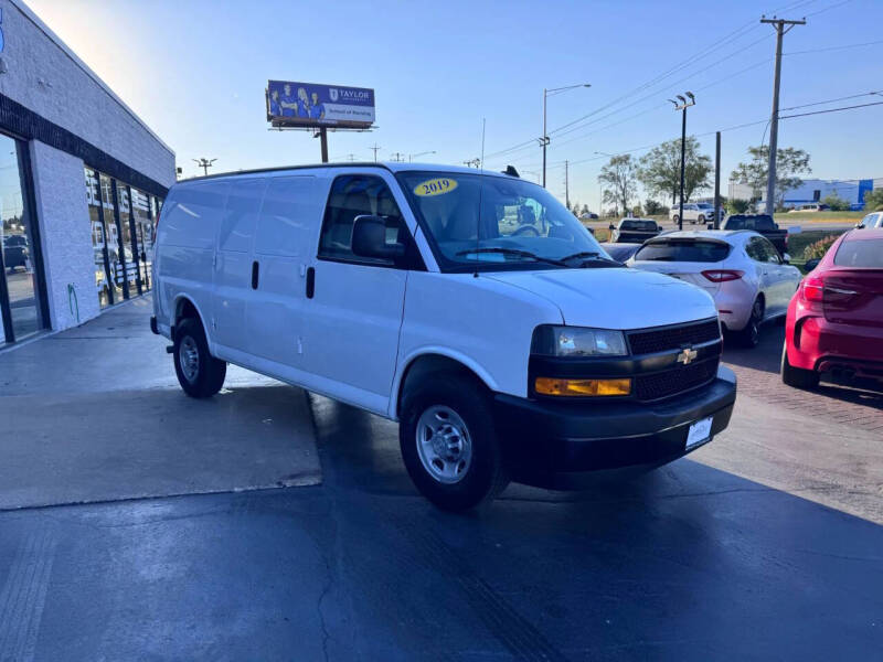 2019 Chevrolet Express 2500