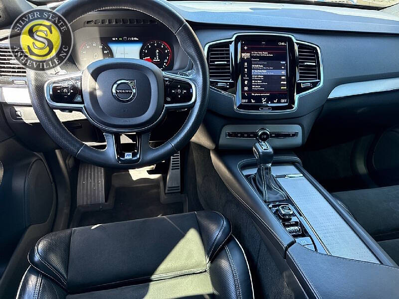 2017 Volvo XC90 T6 R-Design