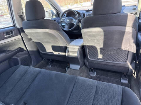 2014 Subaru Legacy 2.5i