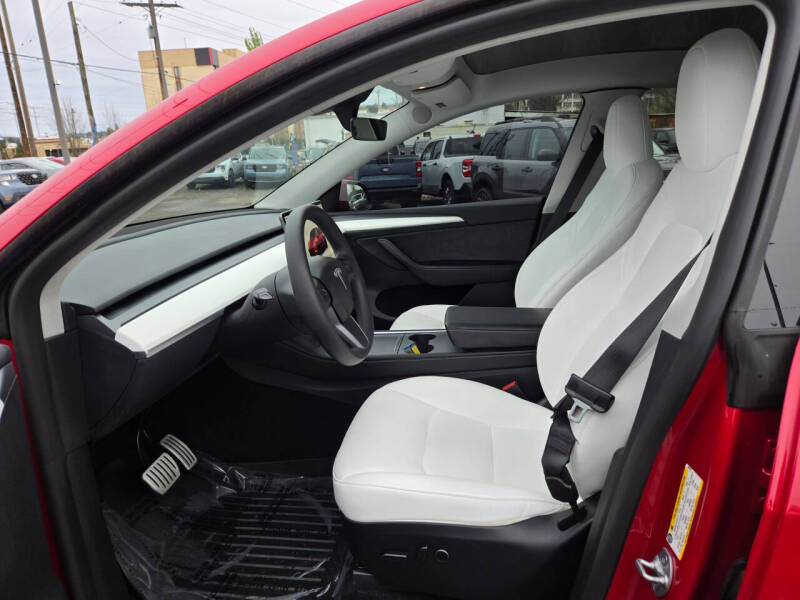 2023 Tesla Model Y Performance