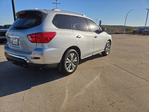 2019 Nissan Pathfinder S
