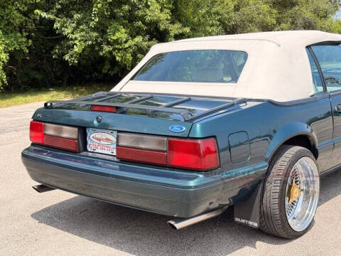 1990 Ford Mustang