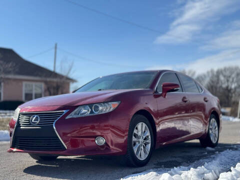 2013 Lexus ES 300h for sale at Carport Enterprise - 6420 State Ave in Kansas City KS