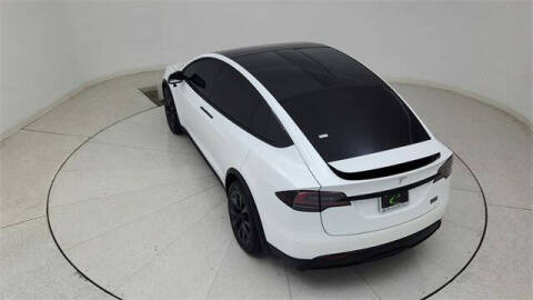2022 Tesla Model X Plaid