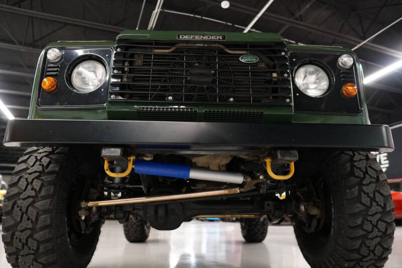 2000 Land Rover Defender