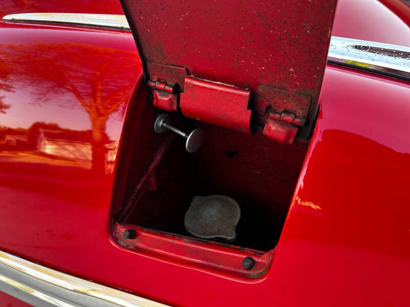 1949 Oldsmobile Futuramic 76