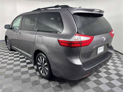 2019 Toyota Sienna XLE Premium 7-Passenger