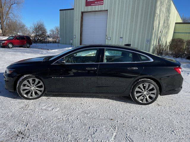 2016 Chevrolet Malibu 2LZ Premier photo 1