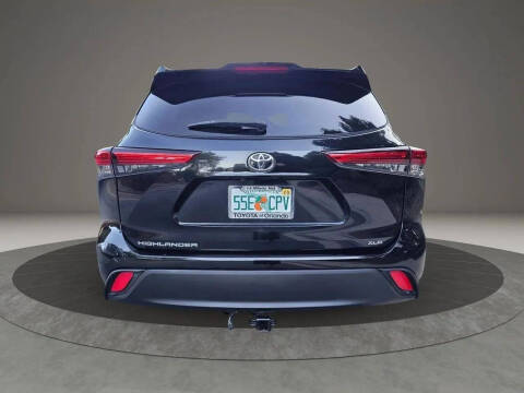 2021 Toyota Highlander XLE