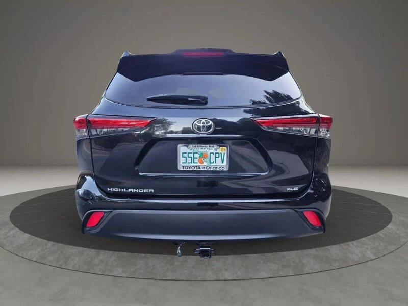 2021 Toyota Highlander XLE