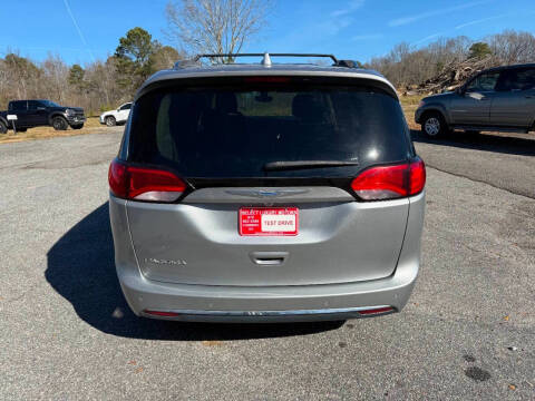 2018 Chrysler Pacifica Touring L