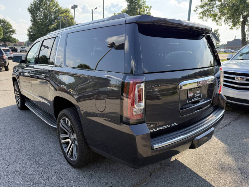 2017 GMC Yukon XL Denali