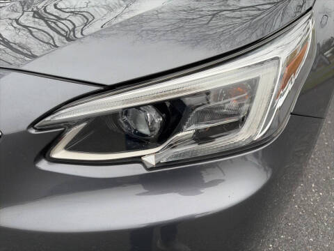 2022 Subaru Legacy Touring XT