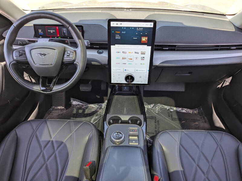 2022 Ford Mustang Mach-E California Route 1