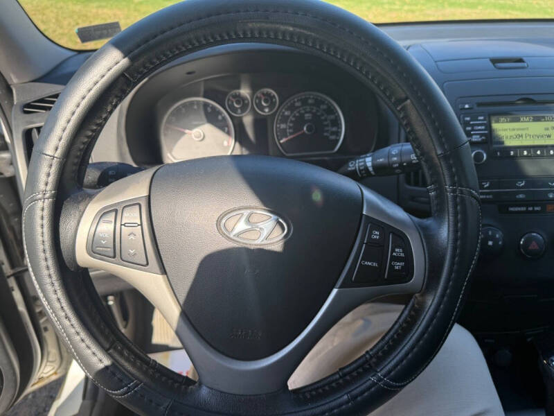 2010 Hyundai Elantra Touring SE