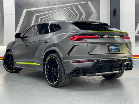 2022 Lamborghini Urus