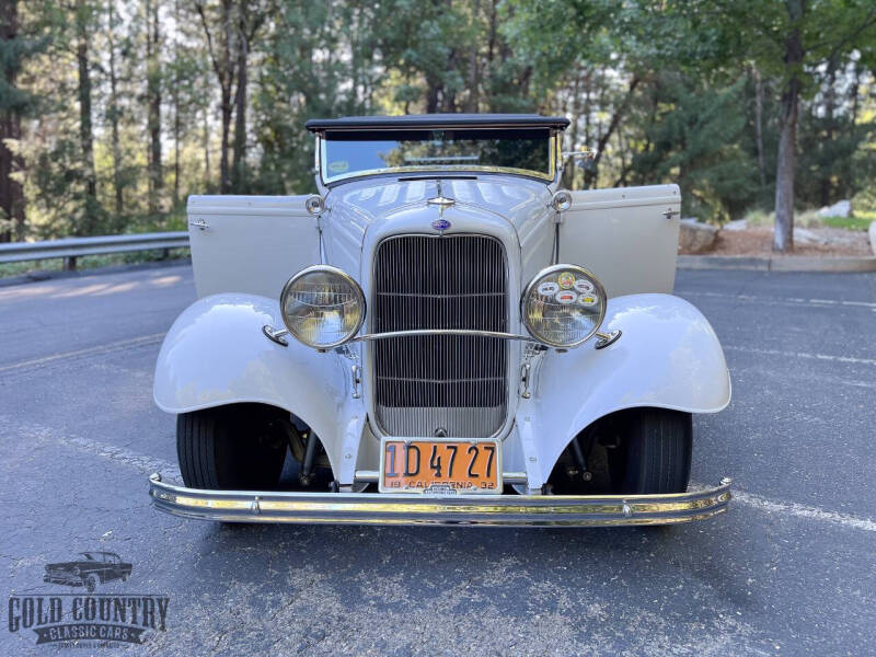 1932 Ford Model 18