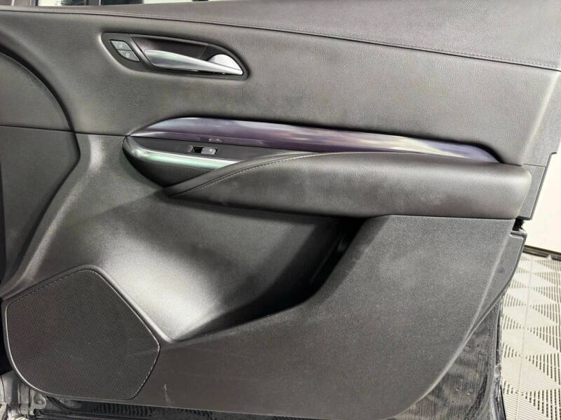 2023 Cadillac XT4 Luxury